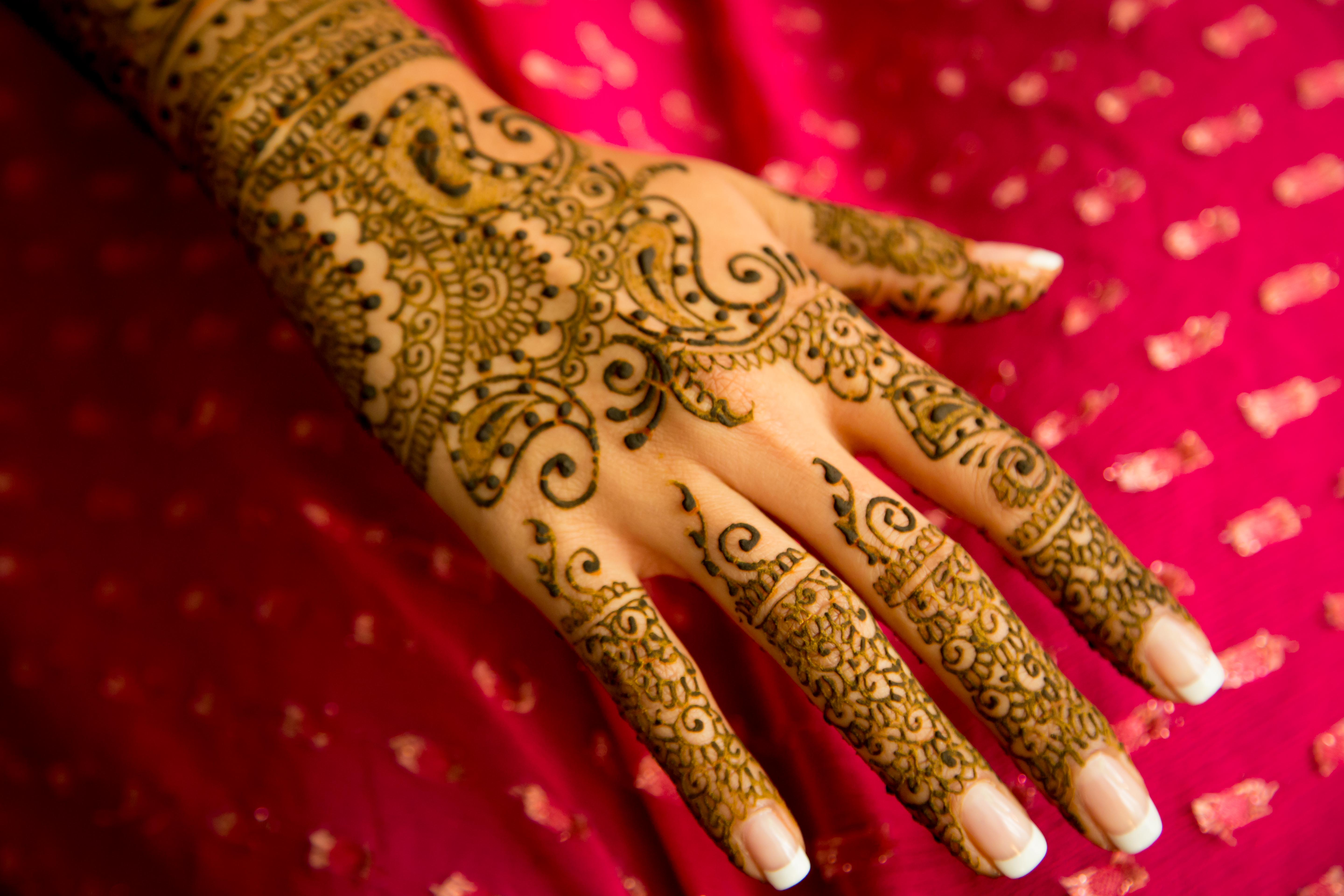 Bridal Mehndi Prep and Care Guest Post by Blushing & Beautiful | Events By C