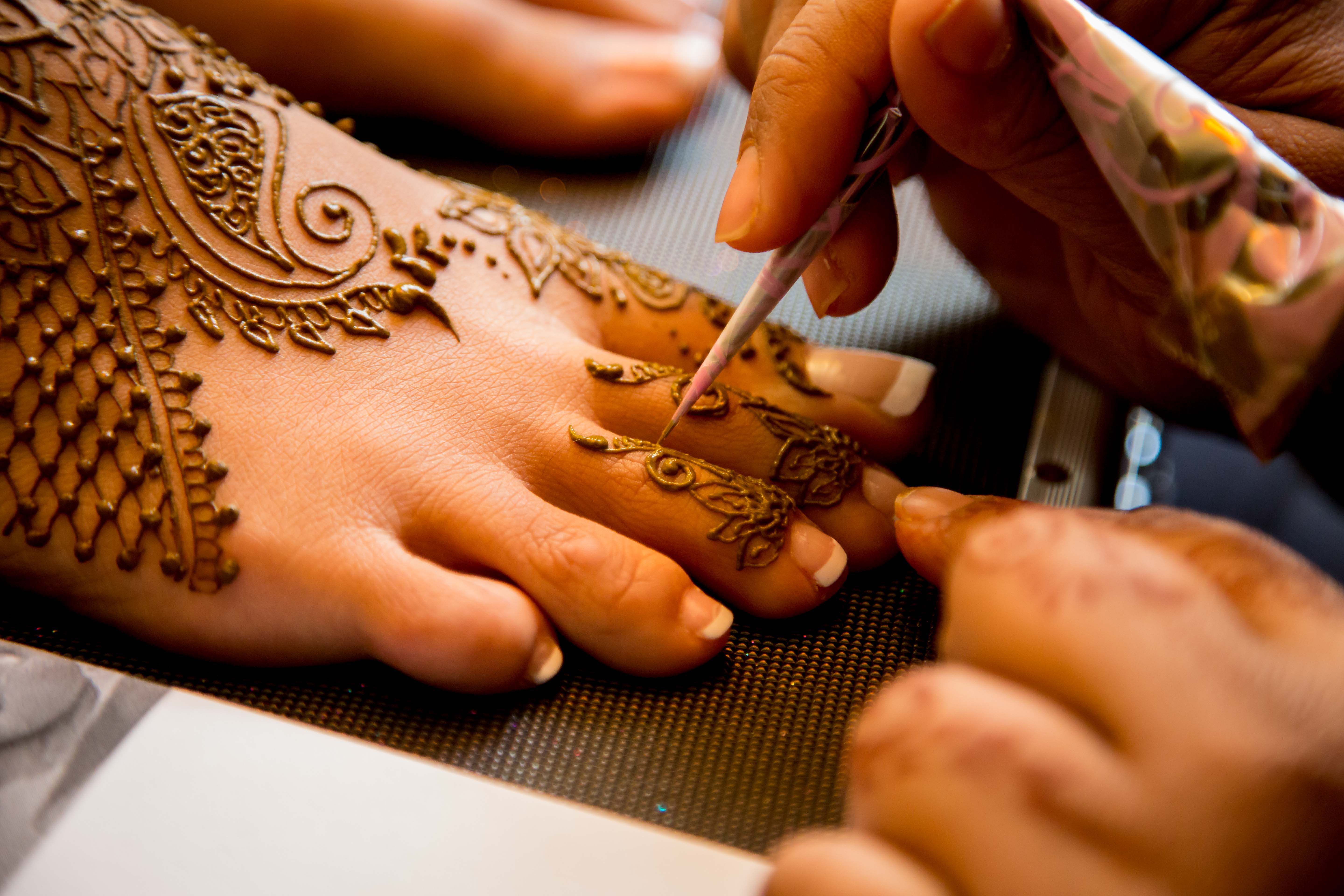 Bridal Mehndi Prep and Care Guest Post by Blushing & Beautiful | Events By C